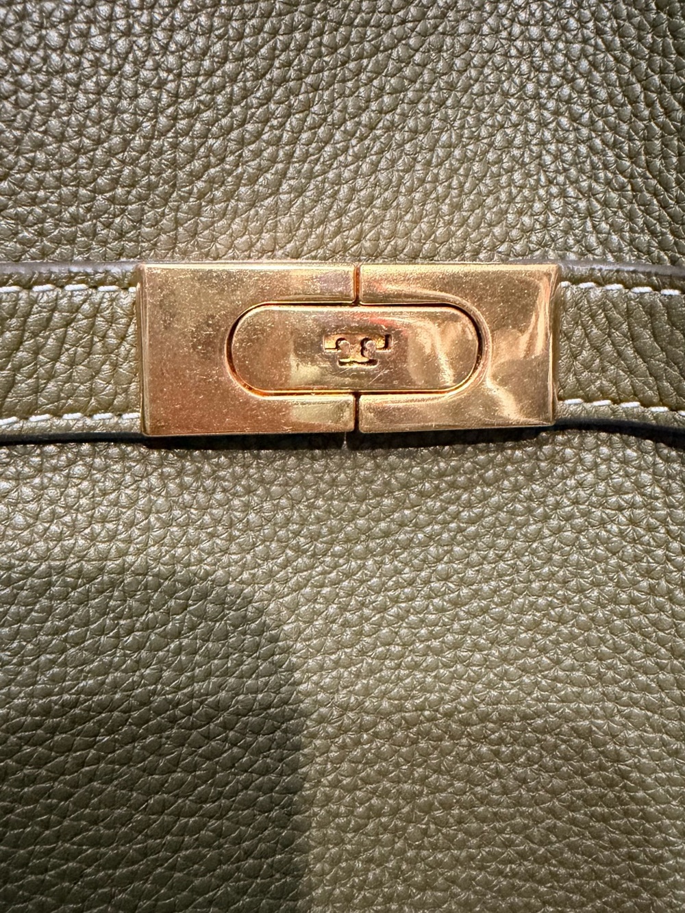 Tory Burch Lee Radziwill Olive Green Leather Tote with Gold Hardware - Picture 13 of 13